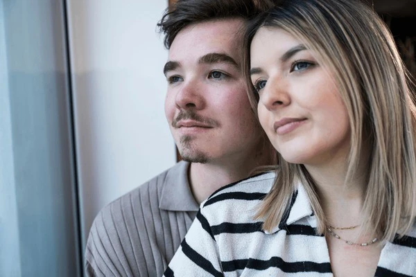 Tinder: Encuentra Conexiones Afines Sin Complicaciones