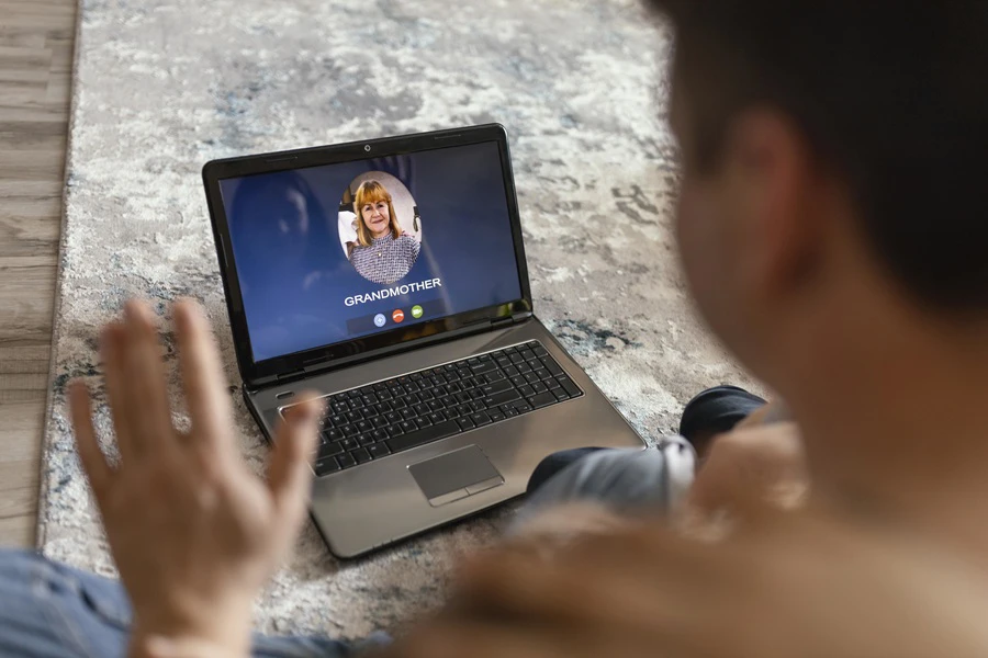 Encuentros Casuales: Conoce gente desde casa